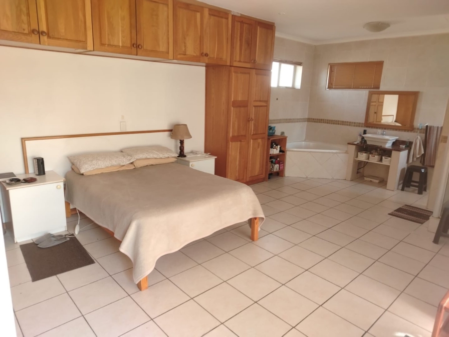 4 Bedroom Property for Sale in Bothasrus Eastern Cape